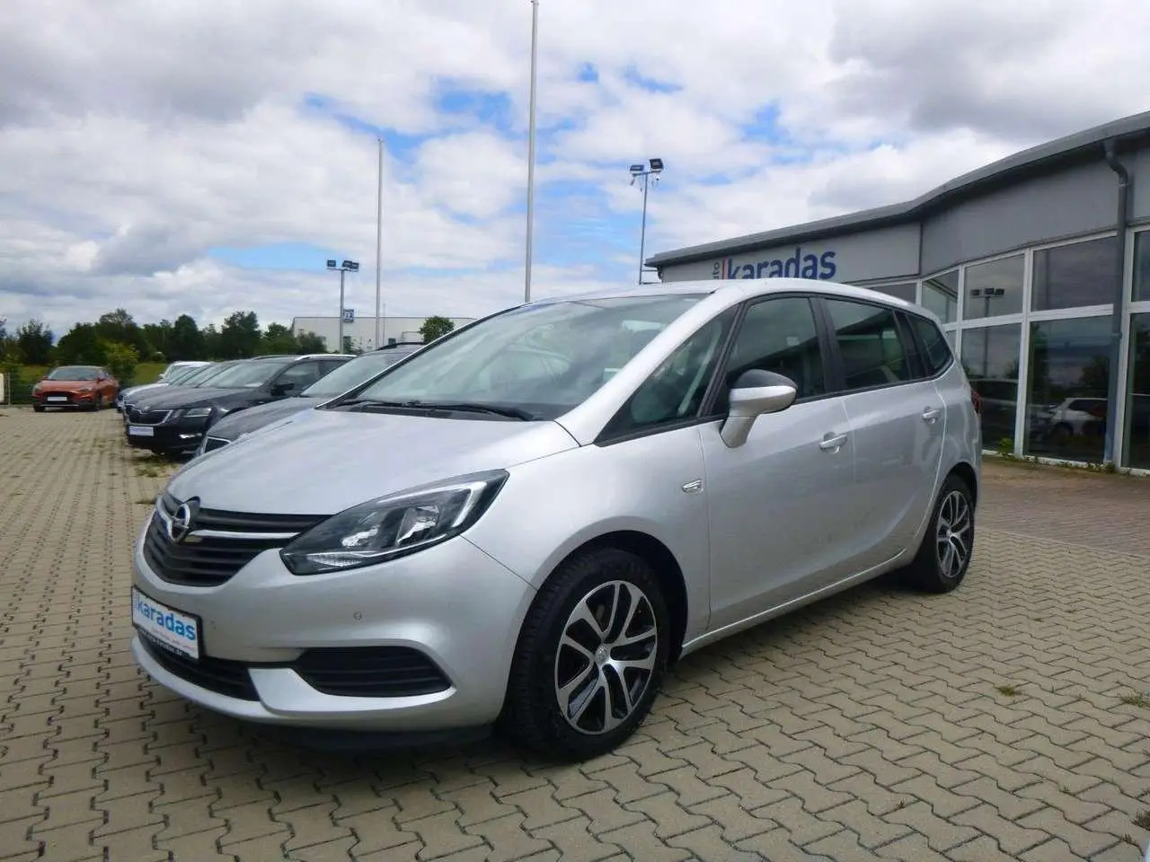 Photo 1 : Opel Zafira 2018 Diesel