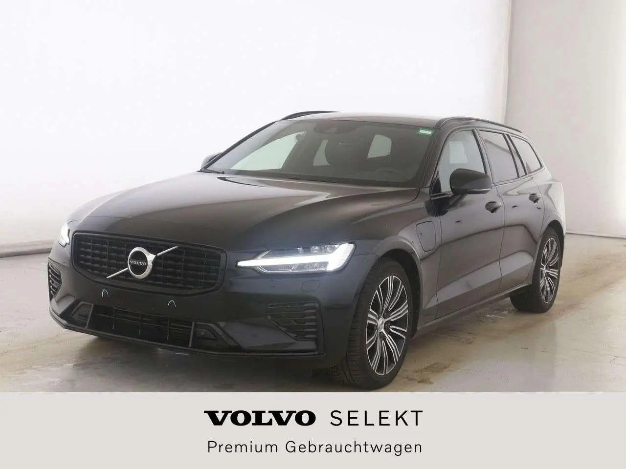 Photo 1 : Volvo V60 2021 Hybrid