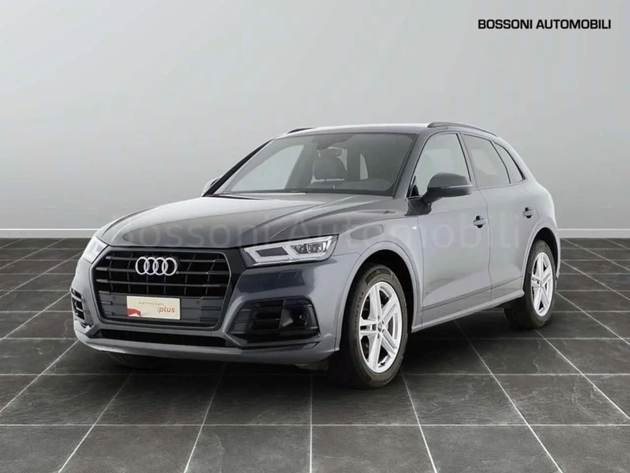 Photo 1 : Audi Q5 2021 Hybrid