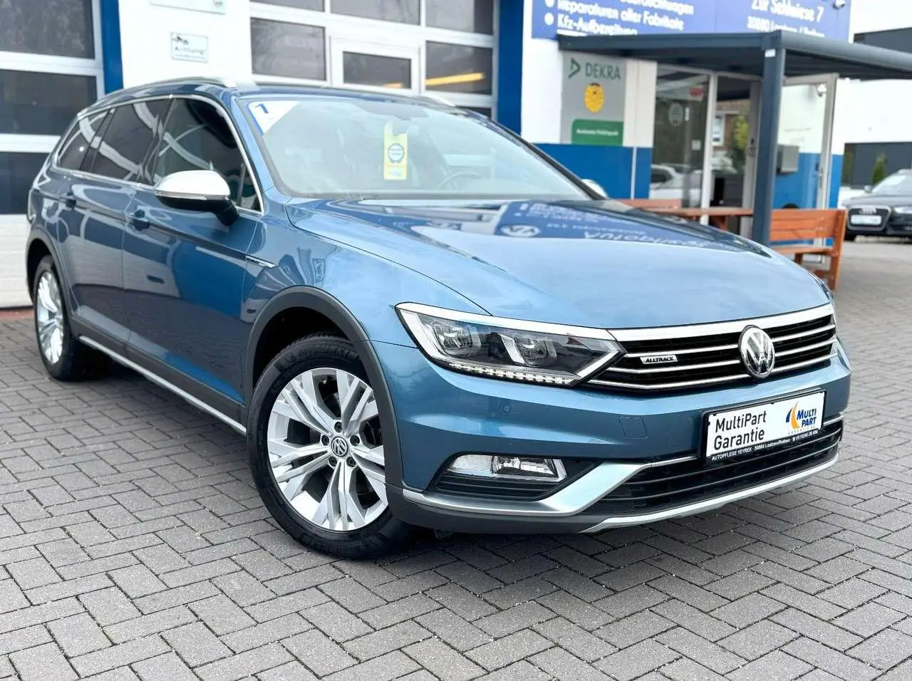 Photo 1 : Volkswagen Passat 2016 Petrol