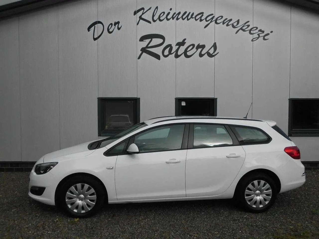 Photo 1 : Opel Astra 2015 Essence