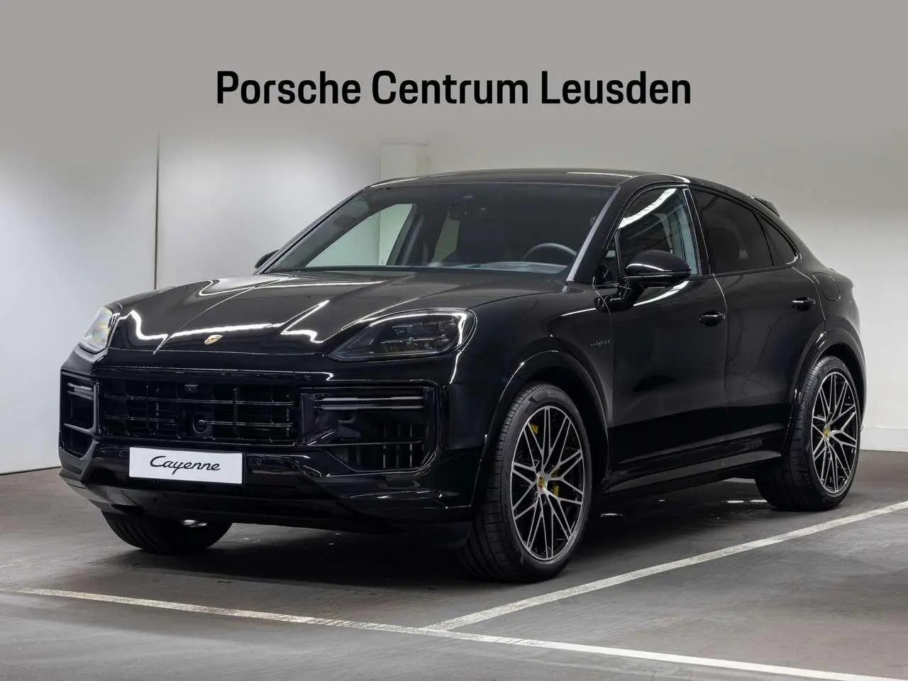 Photo 1 : Porsche Cayenne 2024 Hybrid