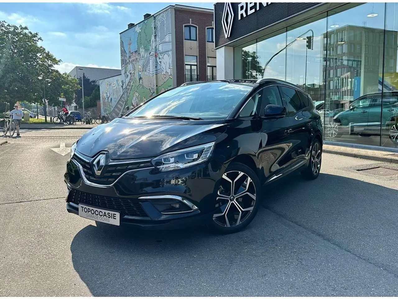 Photo 1 : Renault Grand Scenic 2023 Essence