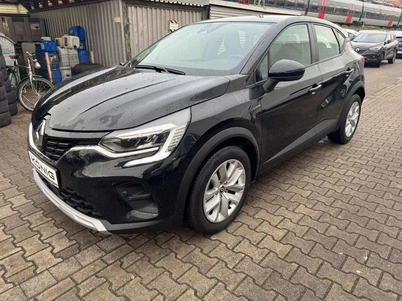 Photo 1 : Renault Captur 2023 Petrol