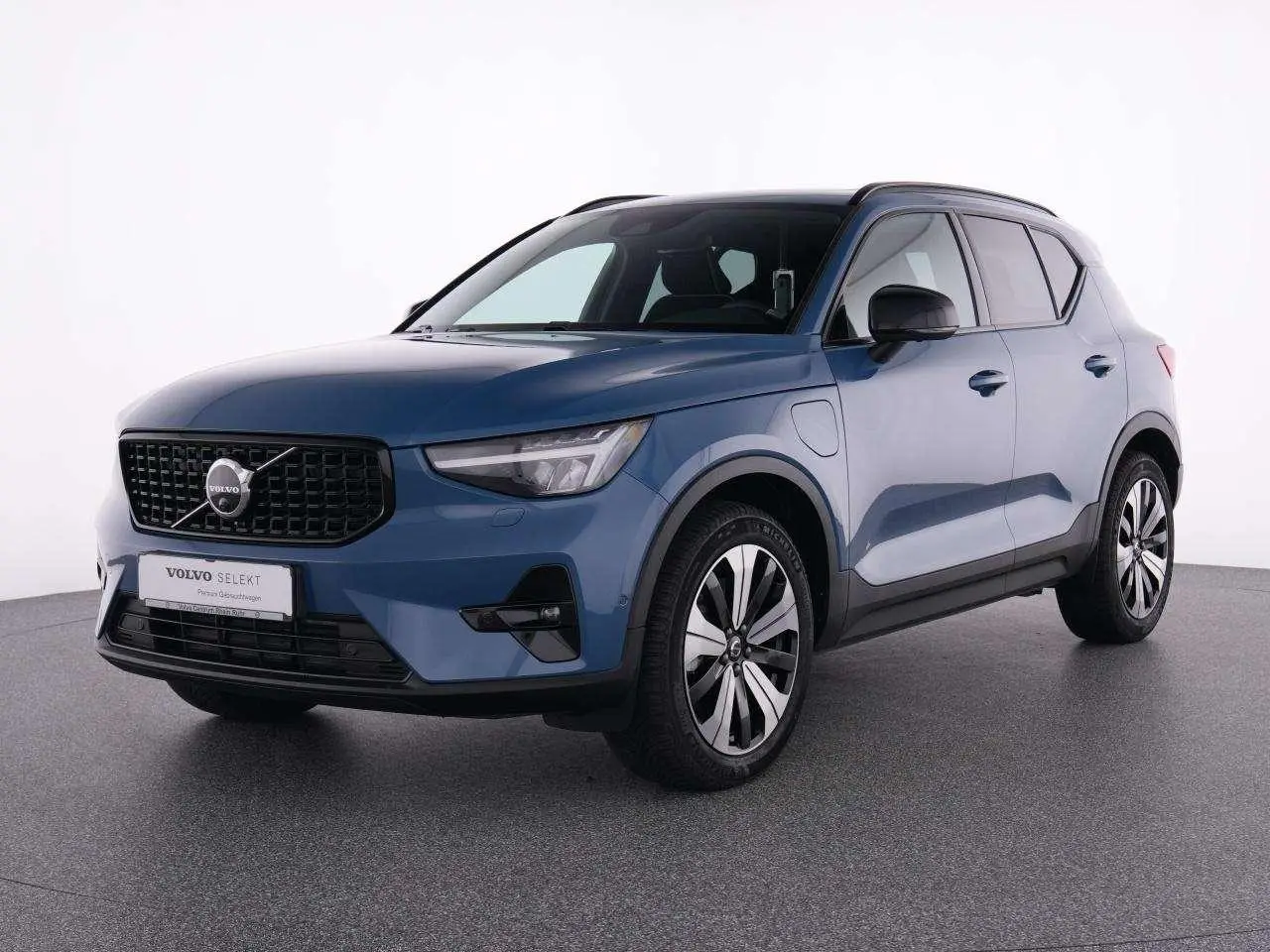 Photo 1 : Volvo Xc40 2023 Hybride