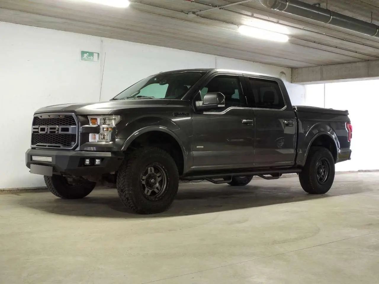 Photo 1 : Ford F150 2015 Petrol