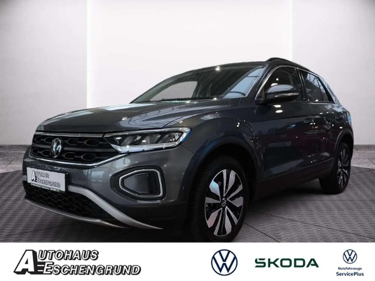 Photo 1 : Volkswagen T-roc 2023 Essence