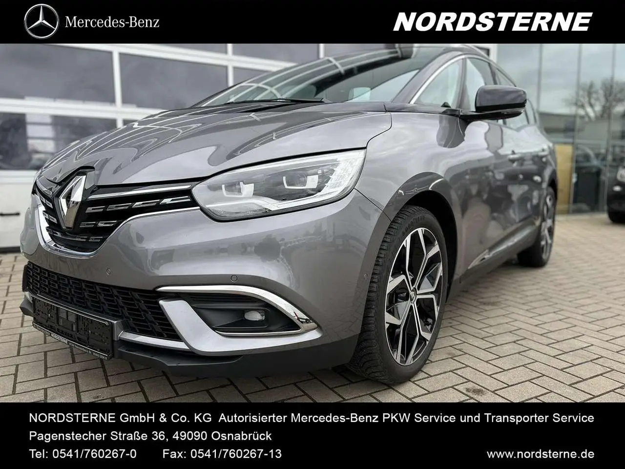 Photo 1 : Renault Grand Scenic 2022 Essence