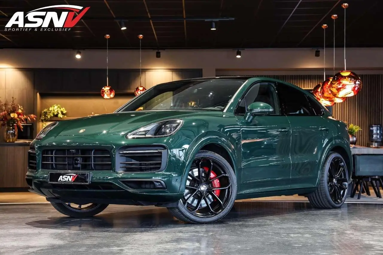 Photo 1 : Porsche Cayenne 2023 Essence