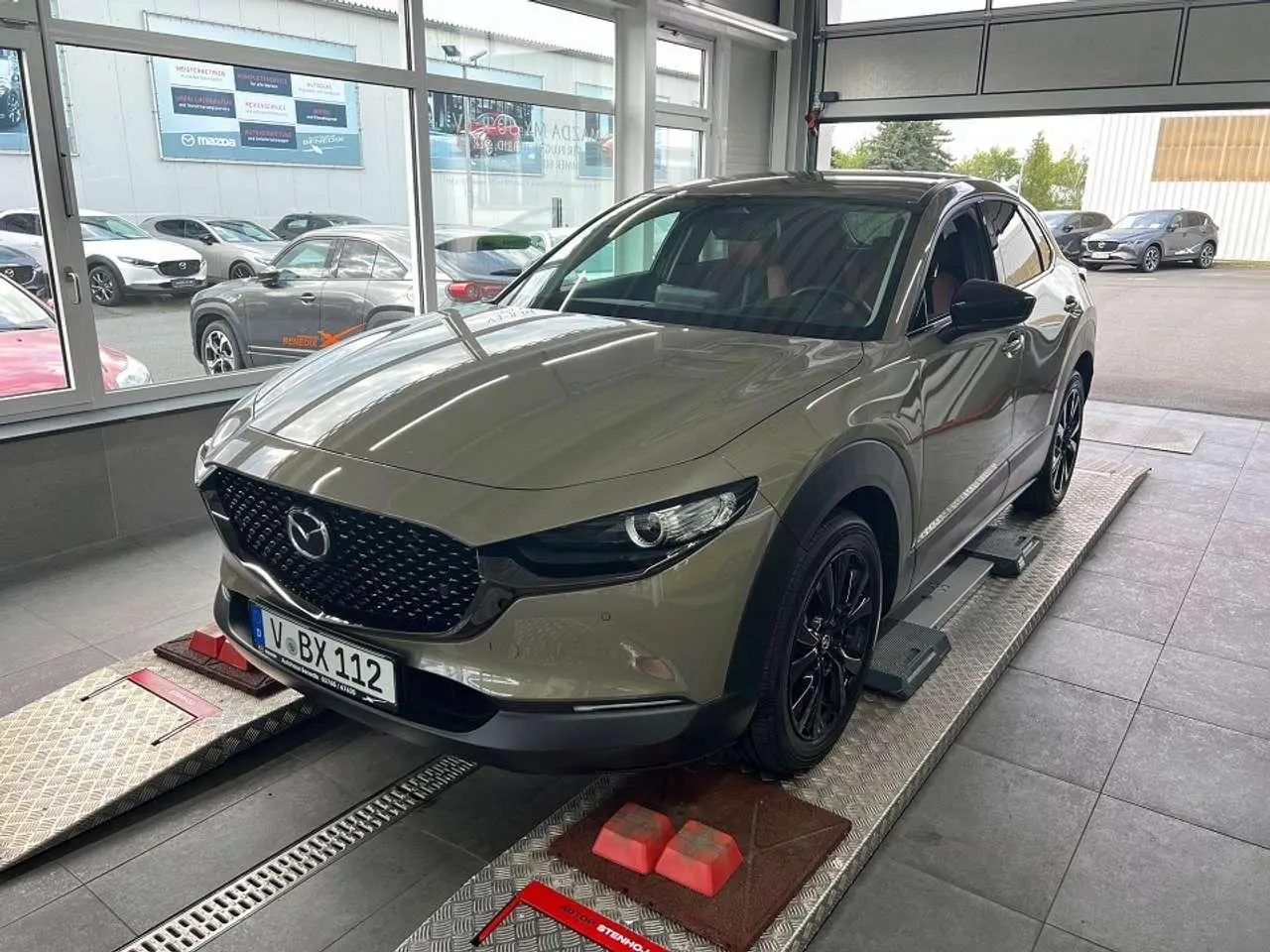 Photo 1 : Mazda Cx-30 2024 Petrol