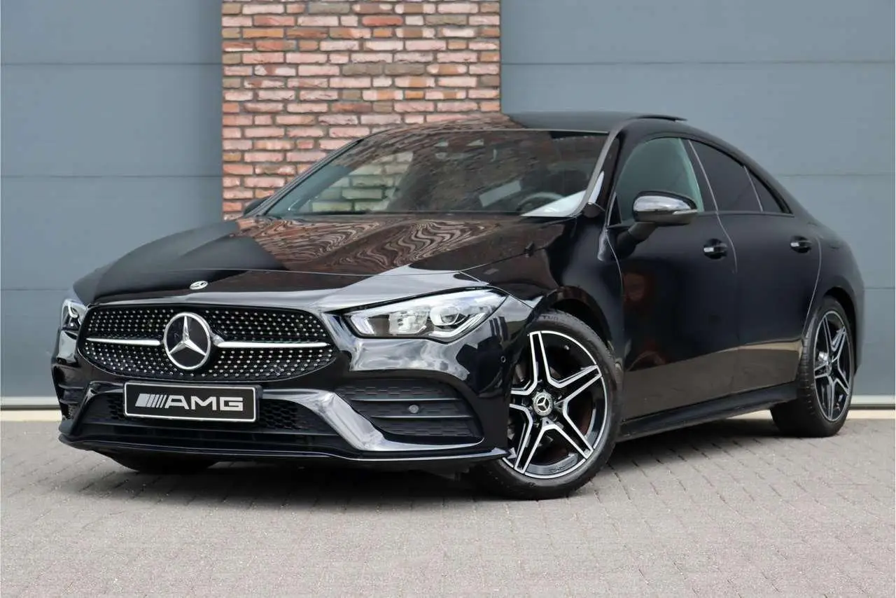 Photo 1 : Mercedes-benz Classe Cla 2023 Petrol