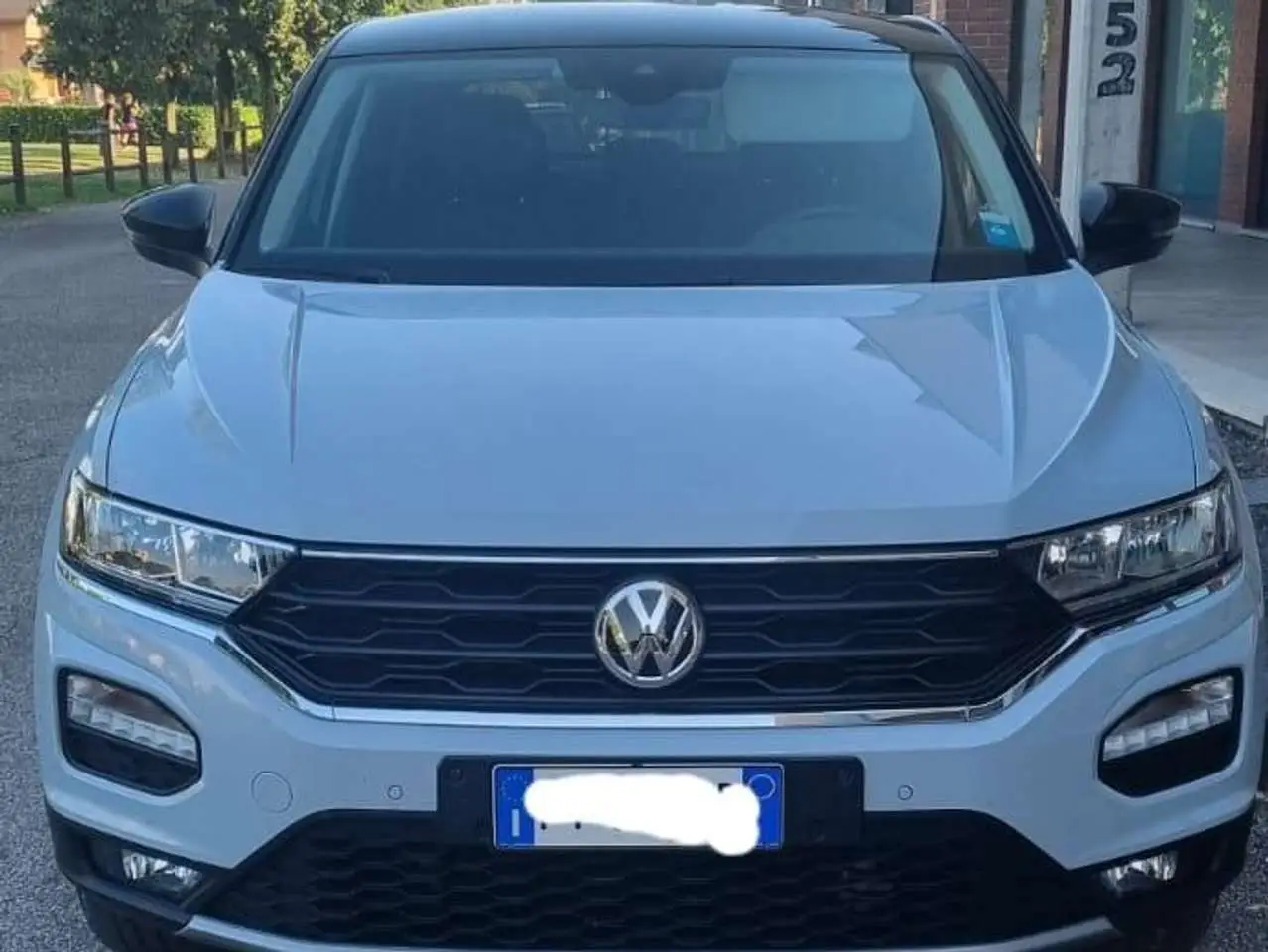 Photo 1 : Volkswagen T-roc 2019 Essence