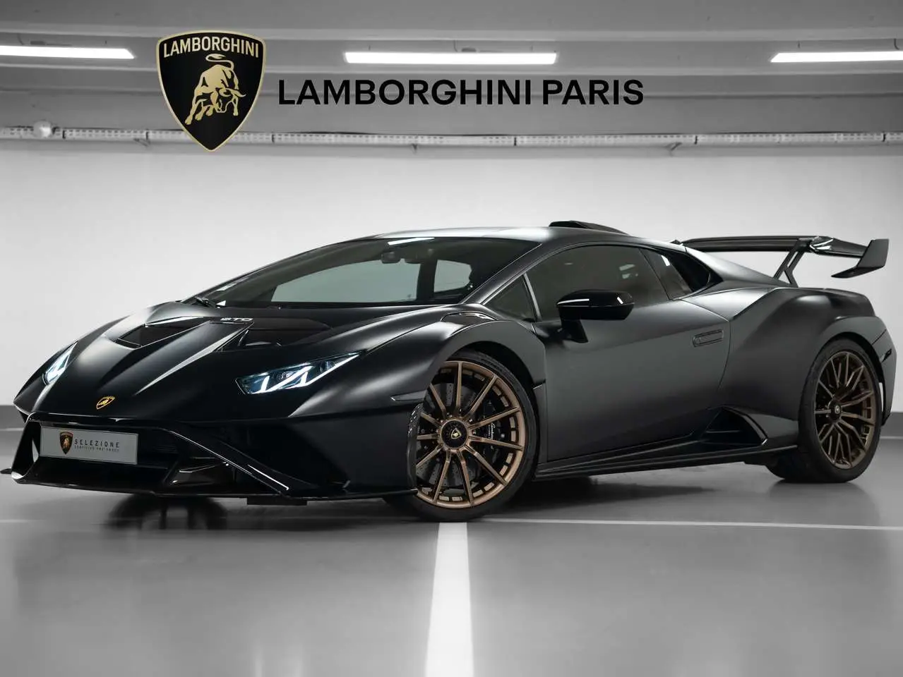 Photo 1 : Lamborghini Huracan 2023 Petrol