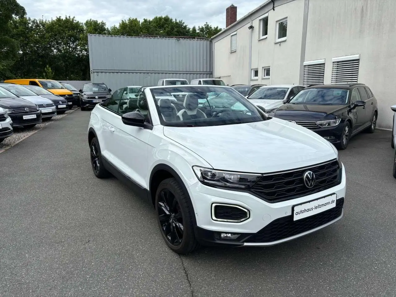 Photo 1 : Volkswagen T-roc 2021 Essence