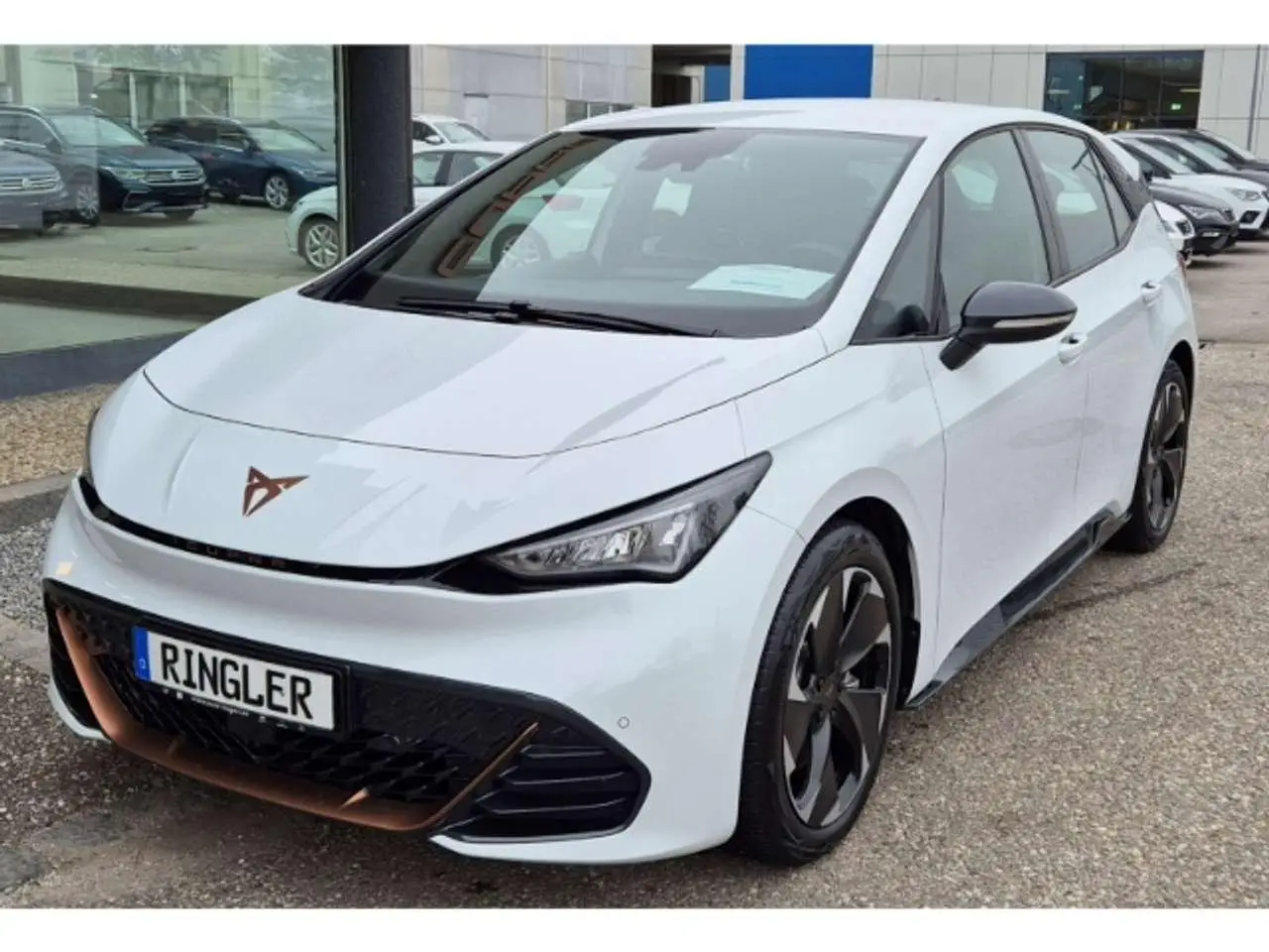 Photo 1 : Cupra Born 2023 Electric