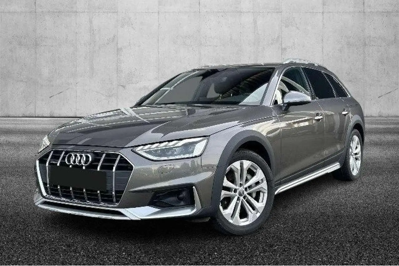 Photo 1 : Audi A4 2021 Hybrid