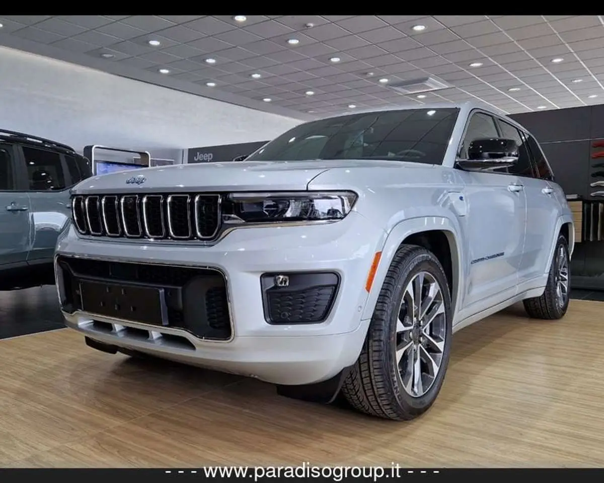 Photo 1 : Jeep Grand Cherokee 2024 Hybride