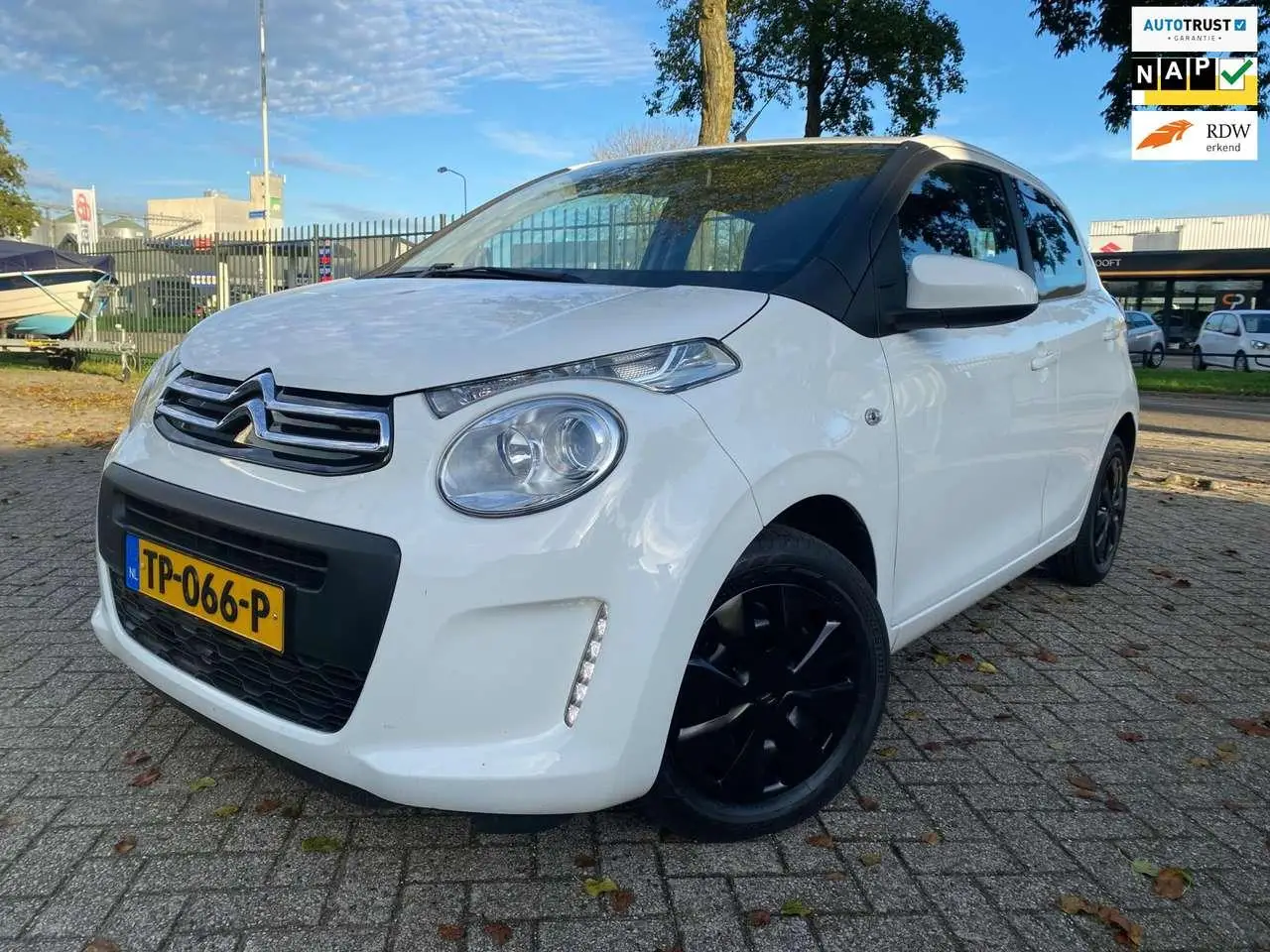 Photo 1 : Citroen C1 2018 Petrol