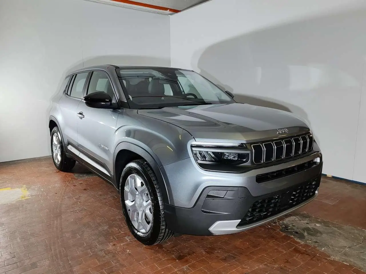 Photo 1 : Jeep Avenger 2024 Hybrid