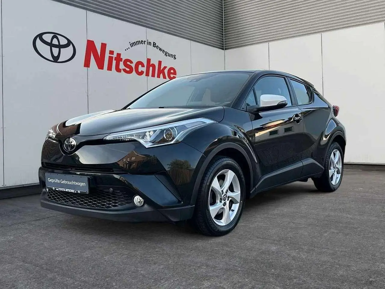 Photo 1 : Toyota C-hr 2018 Petrol