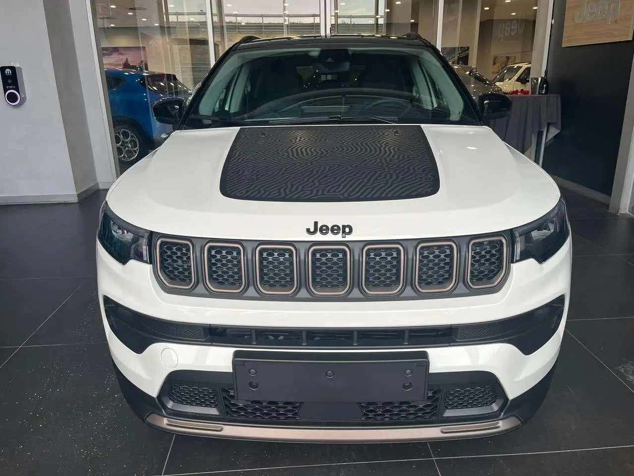 Photo 1 : Jeep Compass 2023 Hybrid