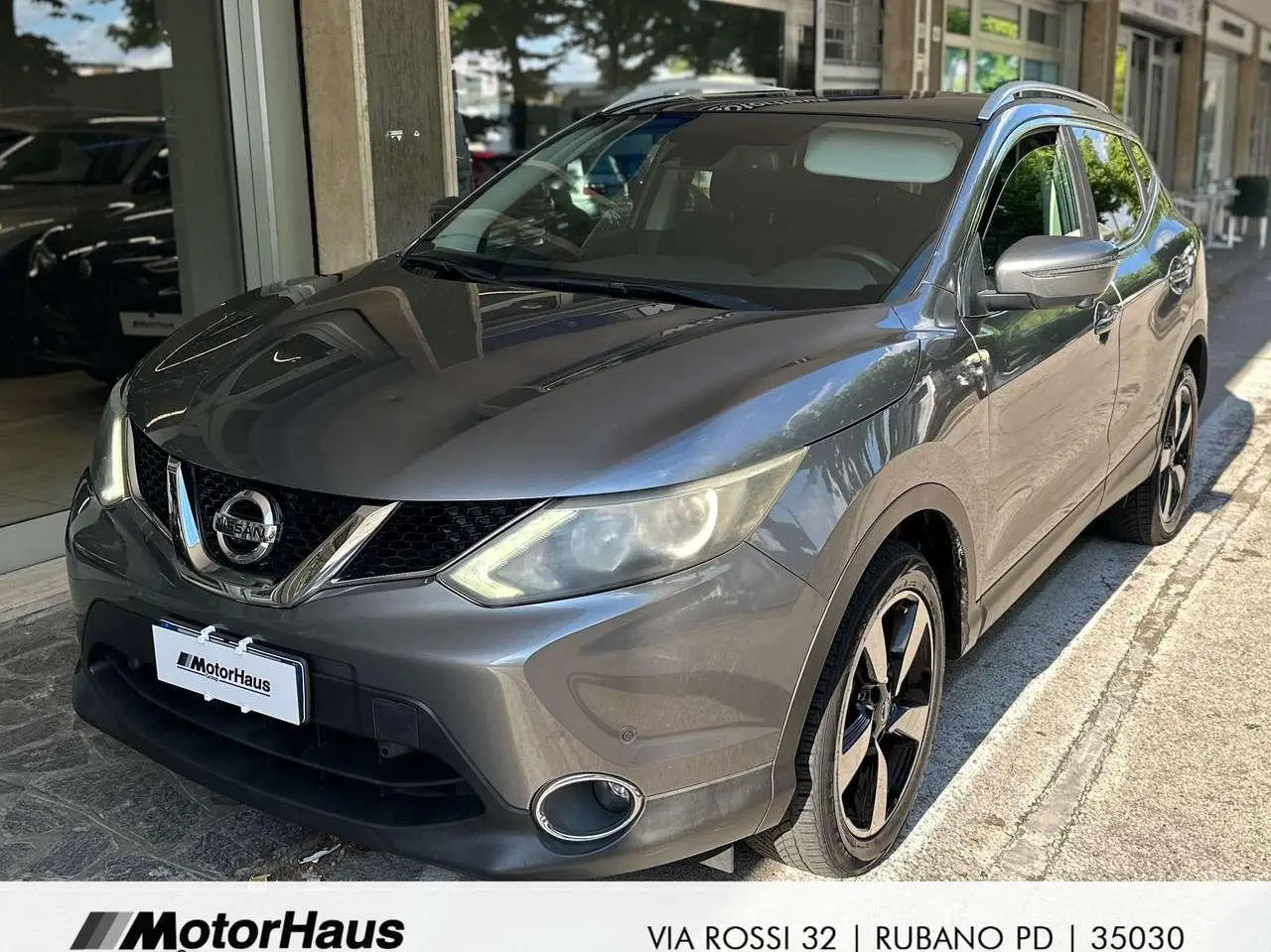 Photo 1 : Nissan Qashqai 2015 Diesel