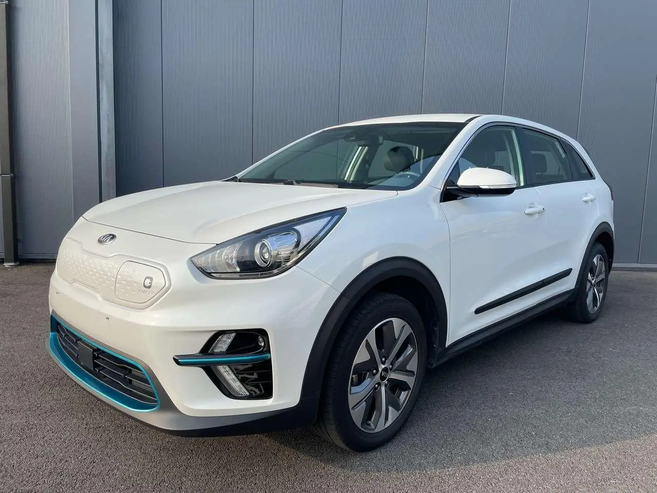 Photo 1 : Kia Niro 2019 Électrique