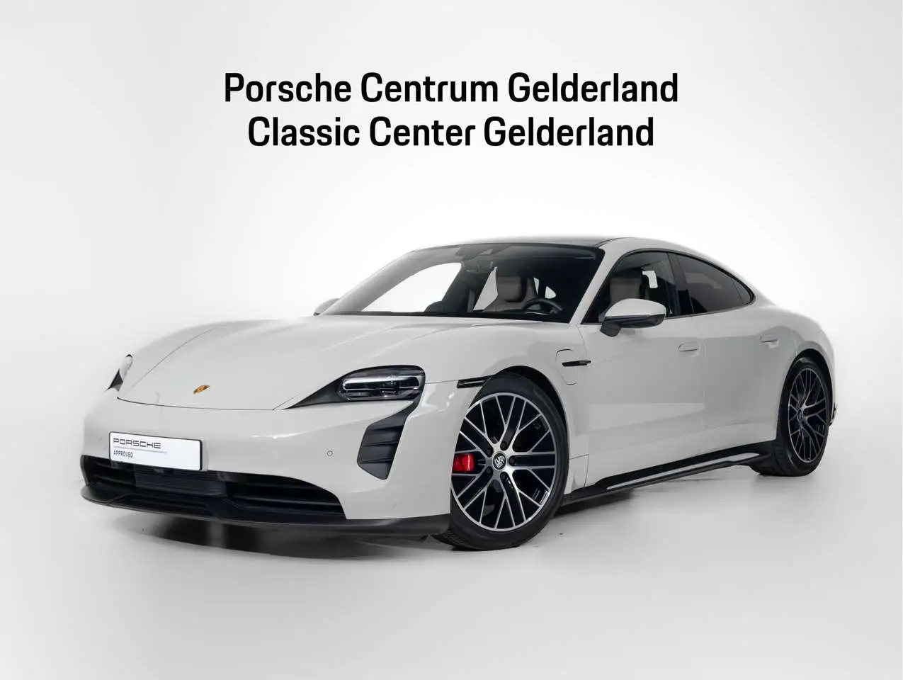 Photo 1 : Porsche Taycan 2021 Électrique