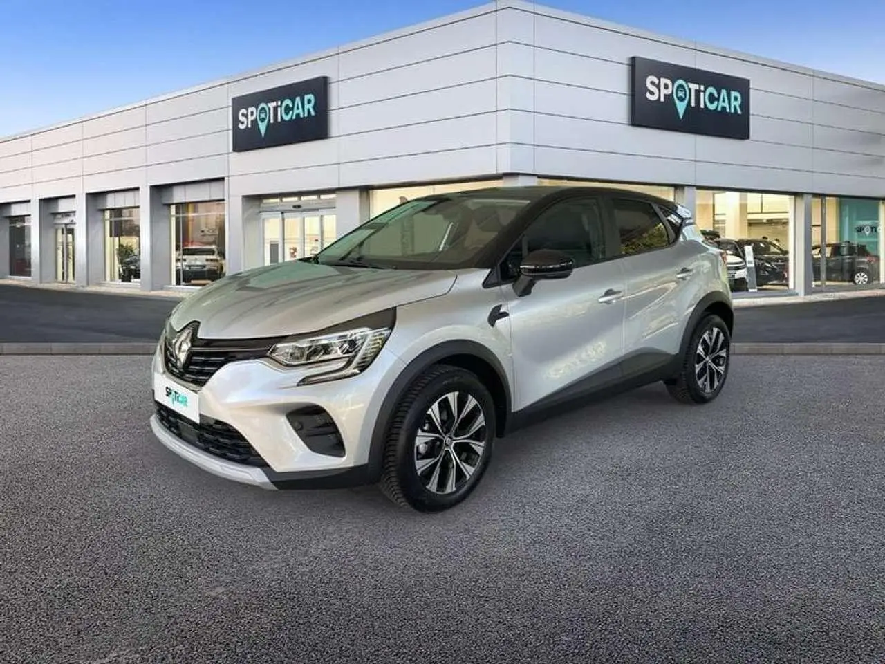 Photo 1 : Renault Captur 2023 LPG