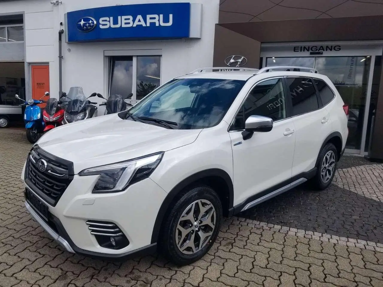 Photo 1 : Subaru Forester 2024 Essence