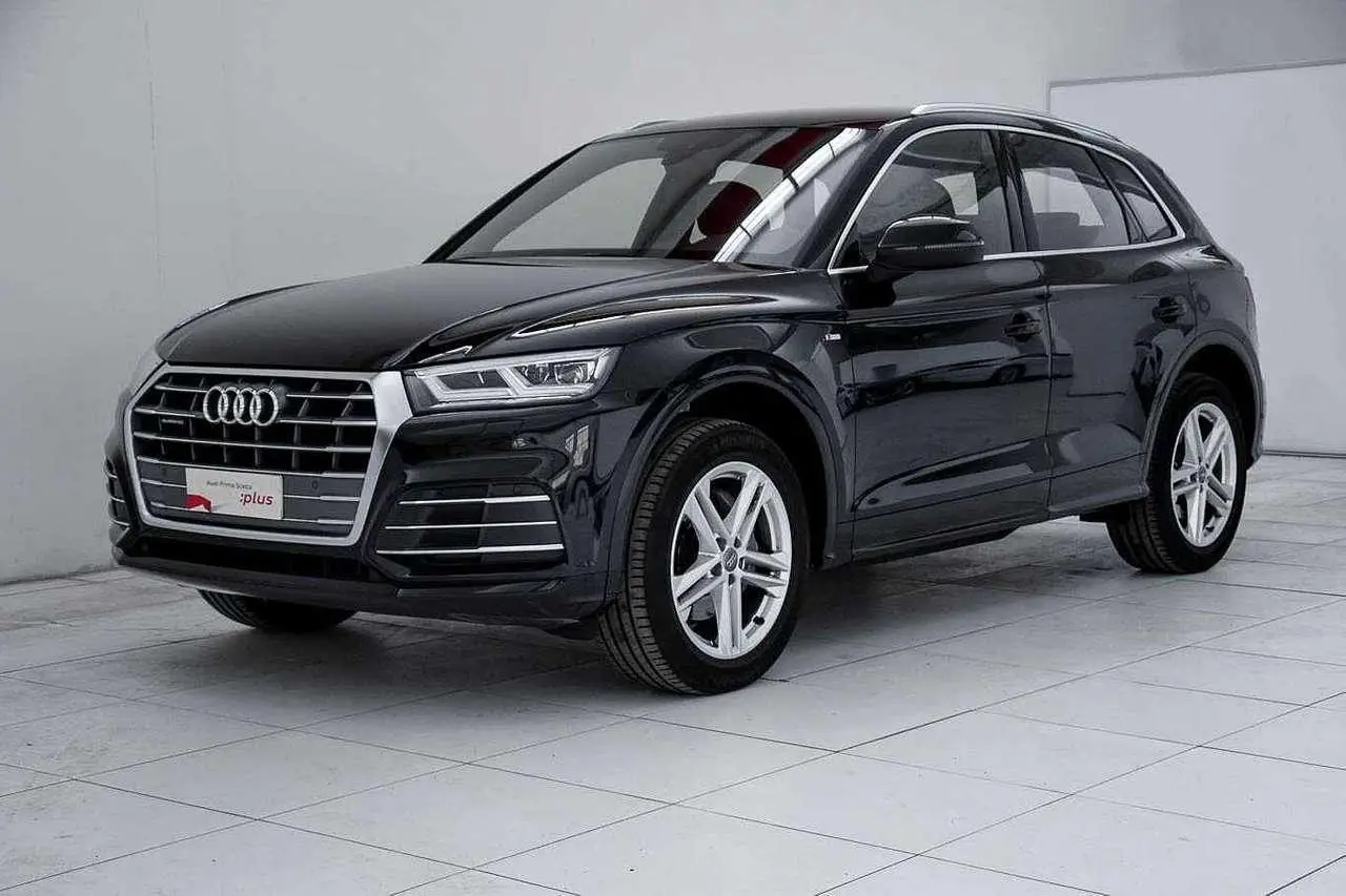 Photo 1 : Audi Q5 2020 Diesel