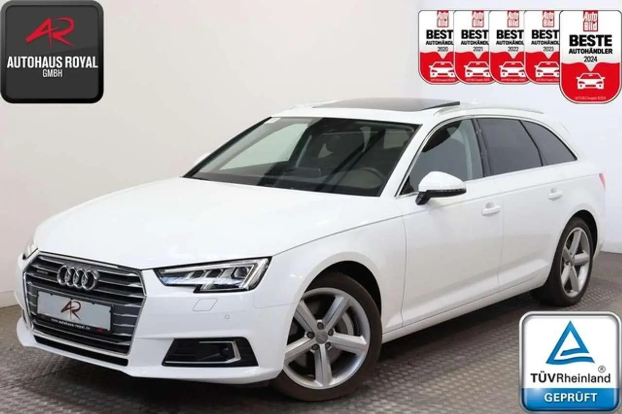 Photo 1 : Audi A4 2016 Petrol