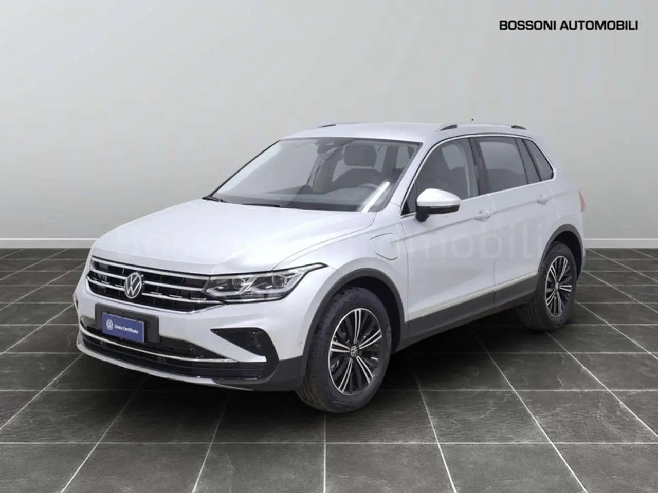 Photo 1 : Volkswagen Tiguan 2023 Hybrid