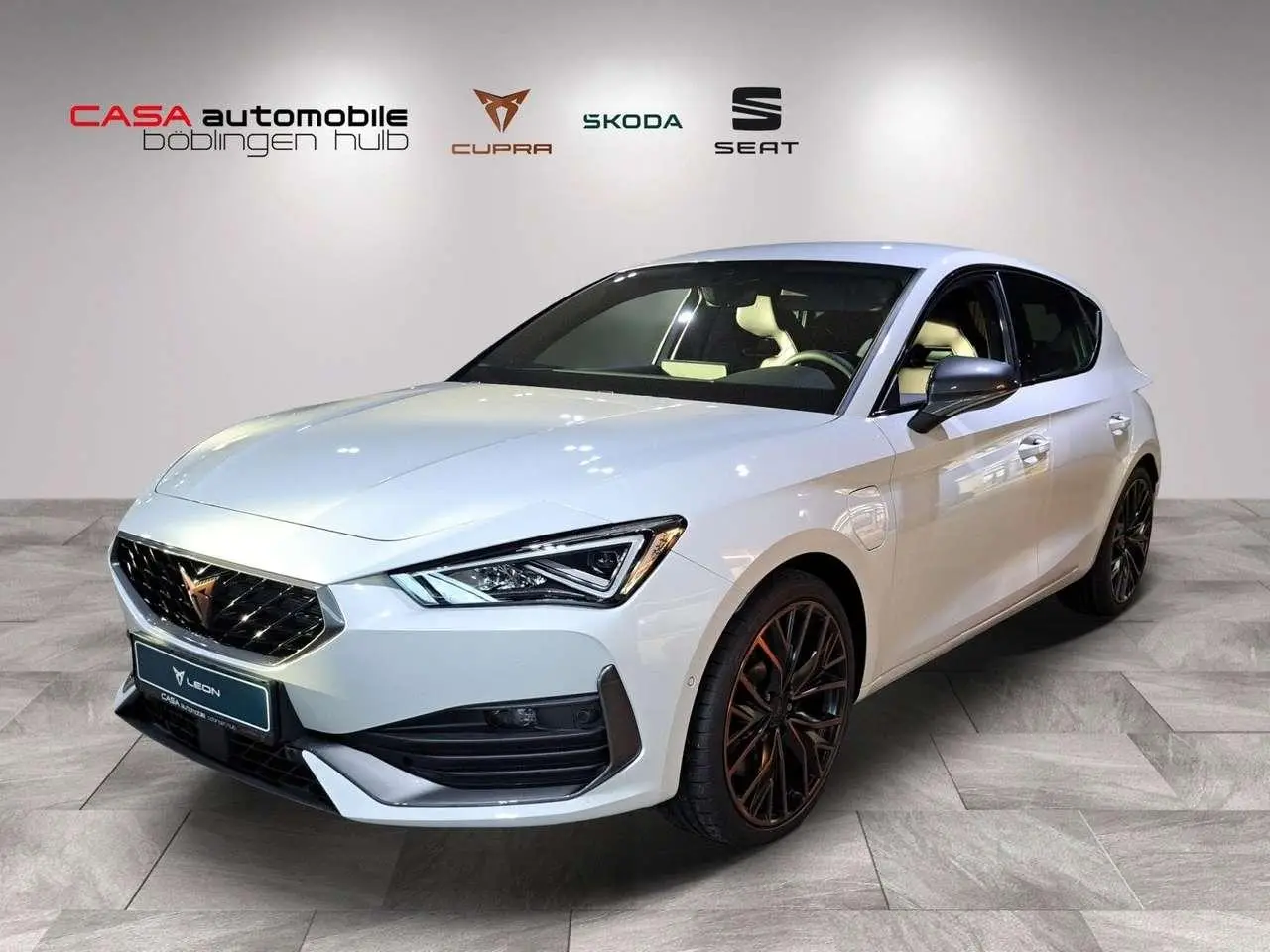 Photo 1 : Cupra Leon 2023 Hybride