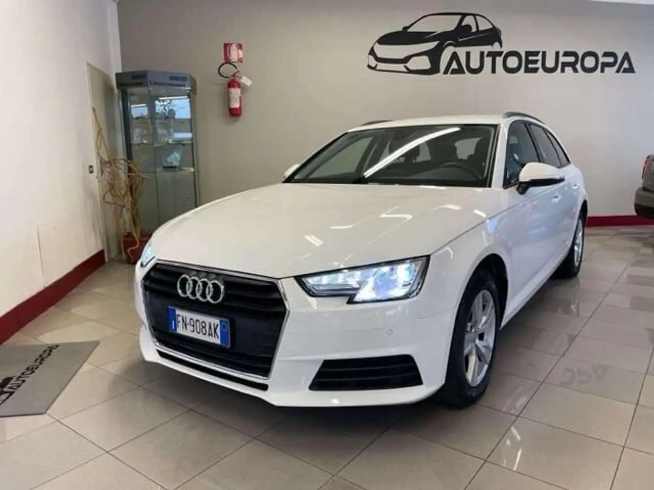 Photo 1 : Audi A4 2018 Diesel