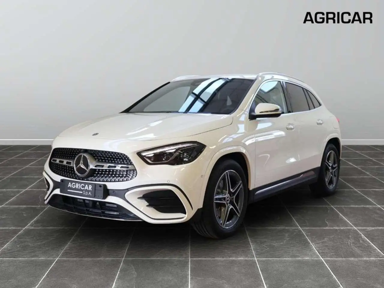 Photo 1 : Mercedes-benz Classe Gla 2024 Diesel