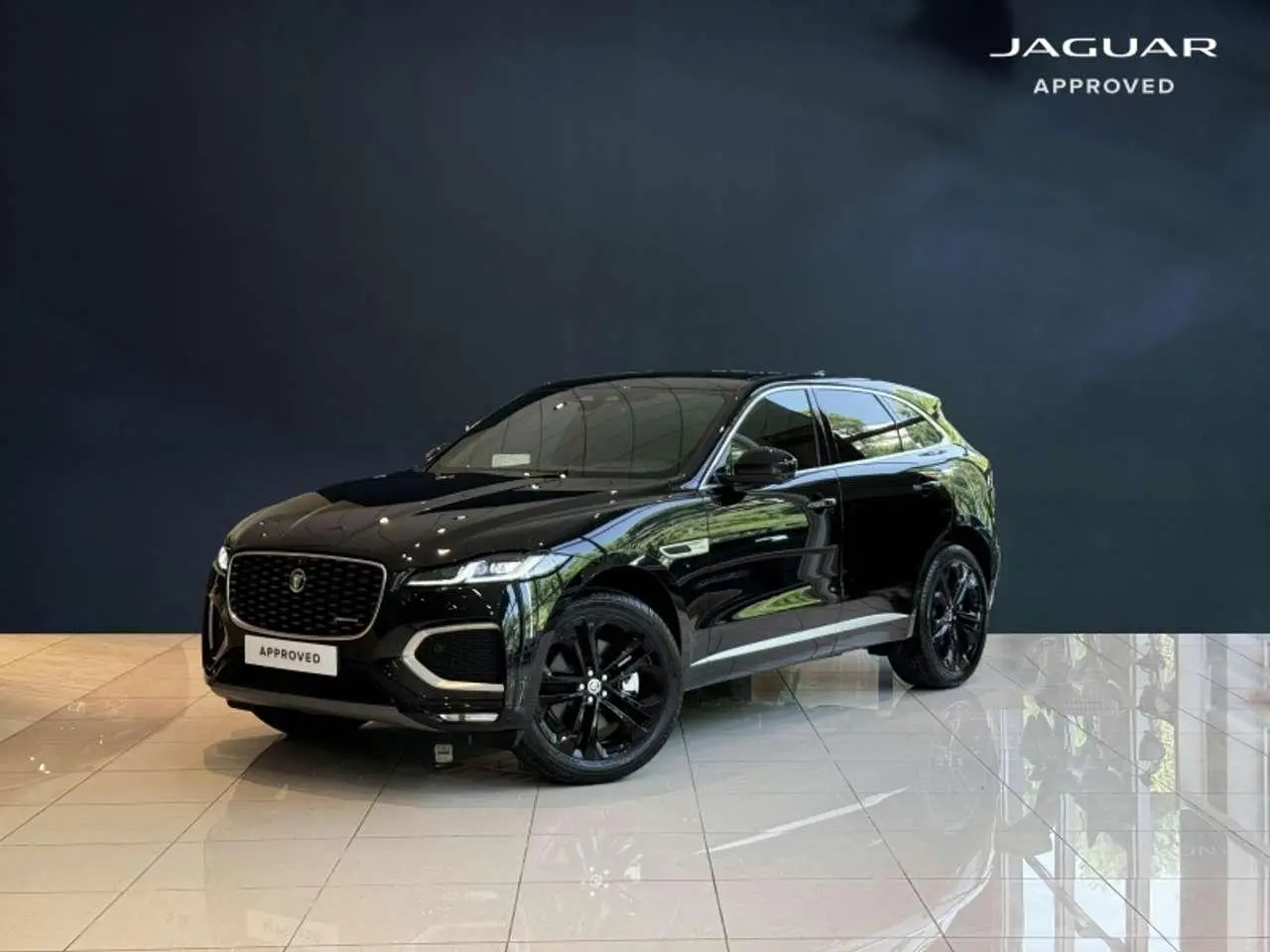 Photo 1 : Jaguar F-pace 2024 Autres