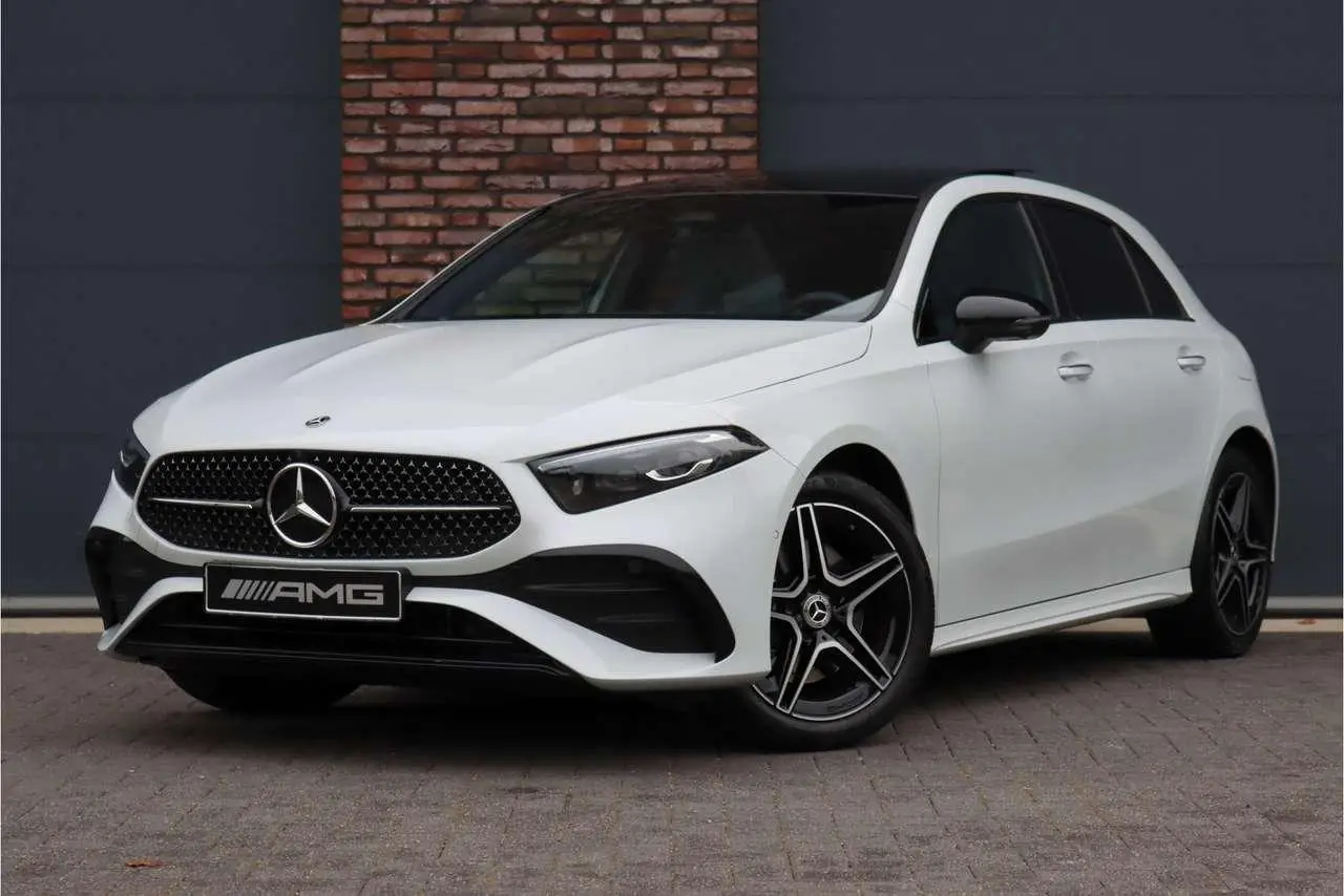 Photo 1 : Mercedes-benz Classe A 2023 Hybride