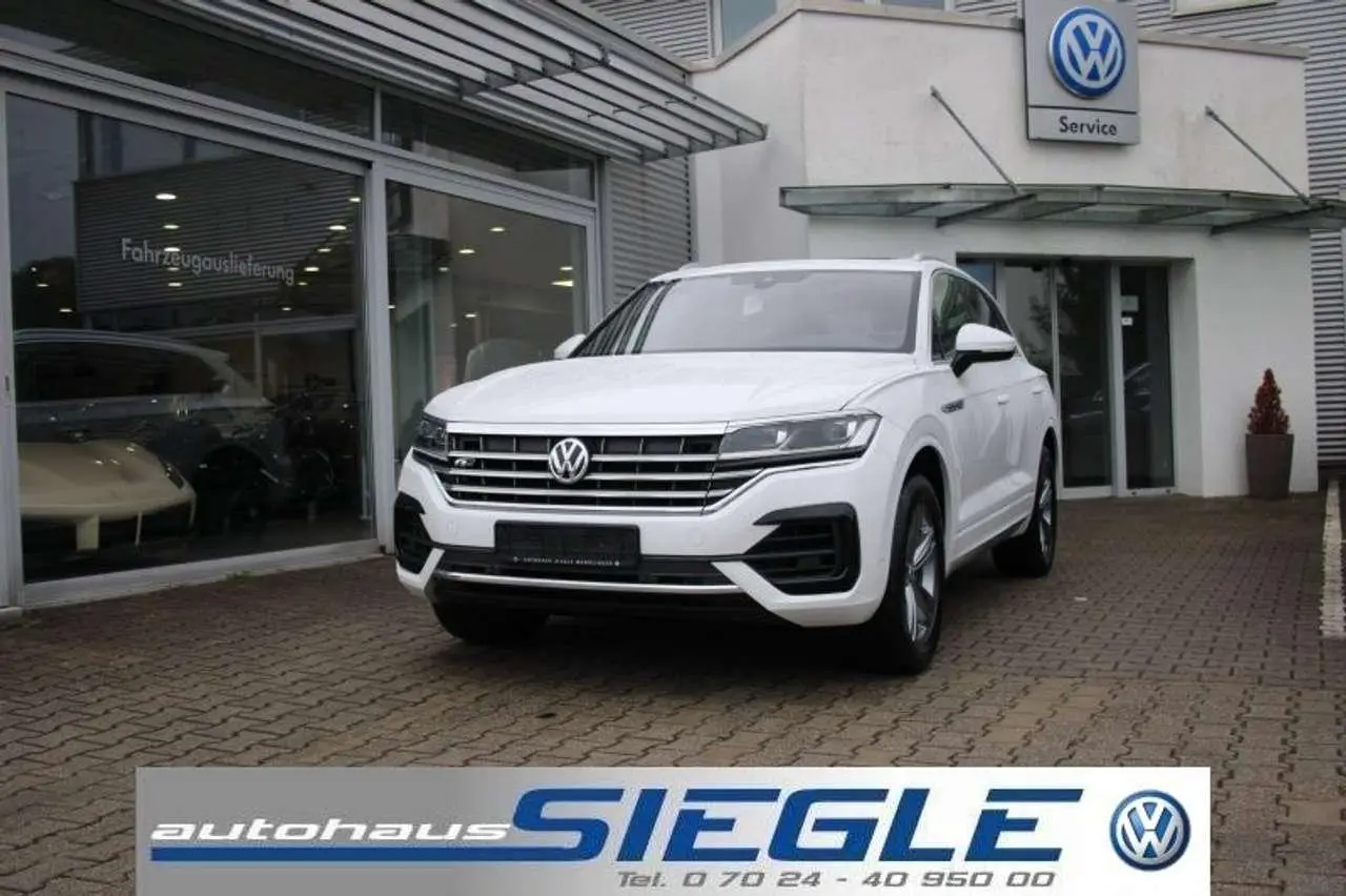 Photo 1 : Volkswagen Touareg 2018 Diesel