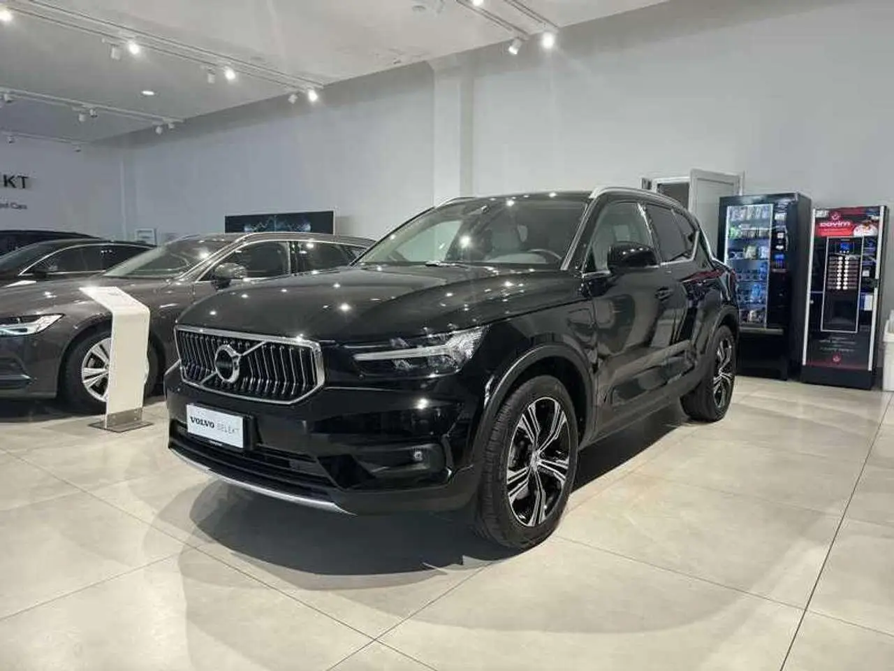 Photo 1 : Volvo Xc40 2021 Hybrid