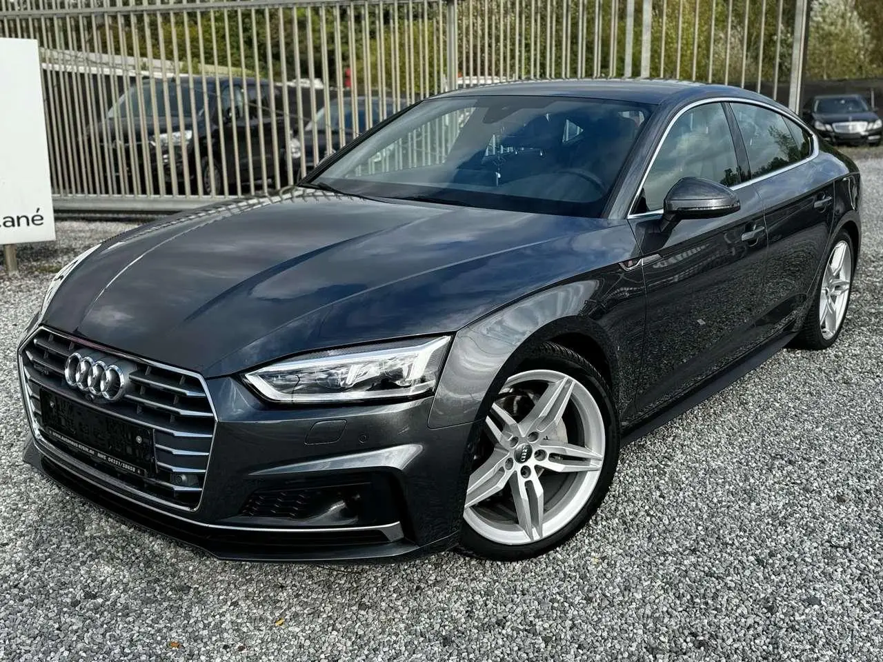 Photo 1 : Audi A5 2017 Diesel