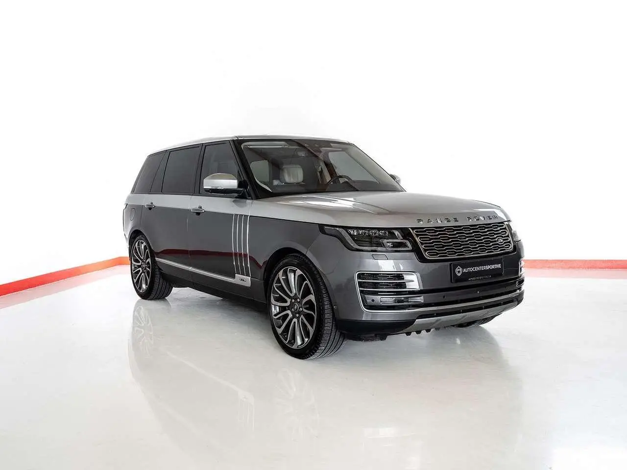 Photo 1 : Land Rover Range Rover 2019 Petrol