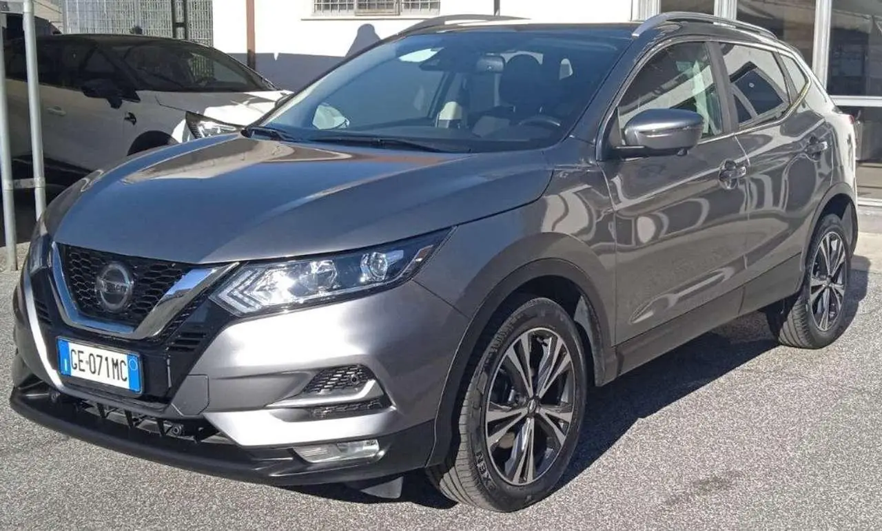 Photo 1 : Nissan Qashqai 2021 Essence