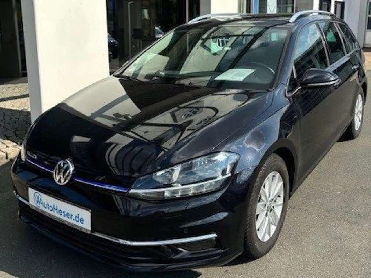 Photo 1 : Volkswagen Golf 2018 Petrol