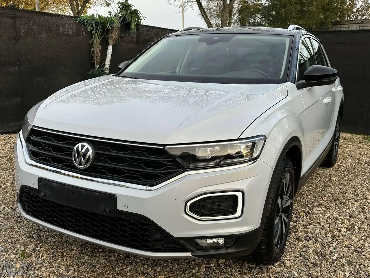 Photo 1 : Volkswagen T-roc 2018 Essence