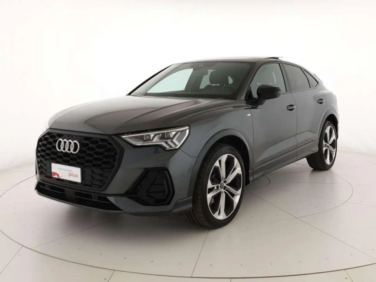 Photo 1 : Audi Q3 2023 Diesel