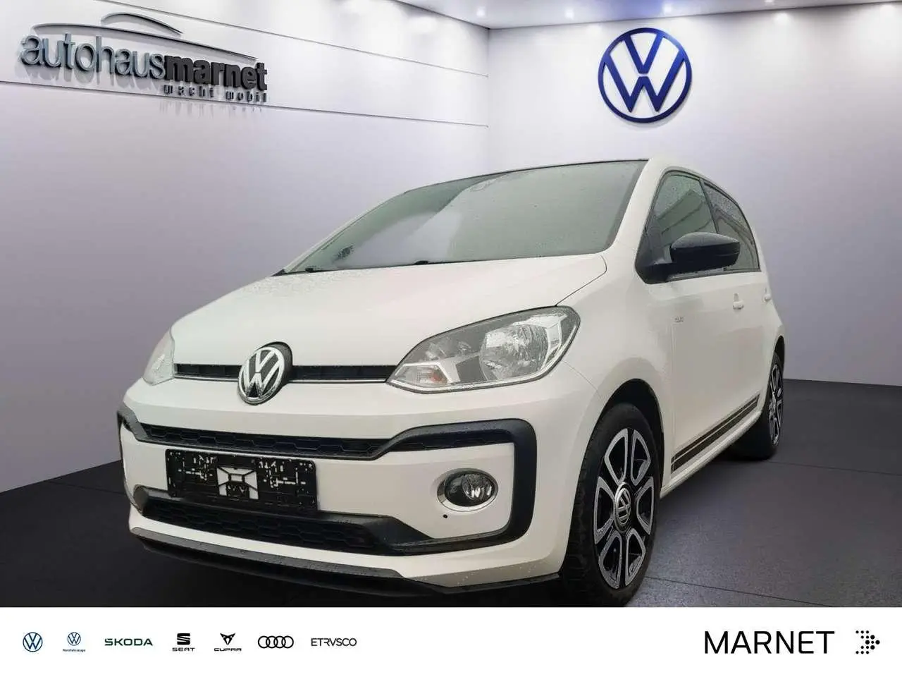 Photo 1 : Volkswagen Up! 2017 Petrol