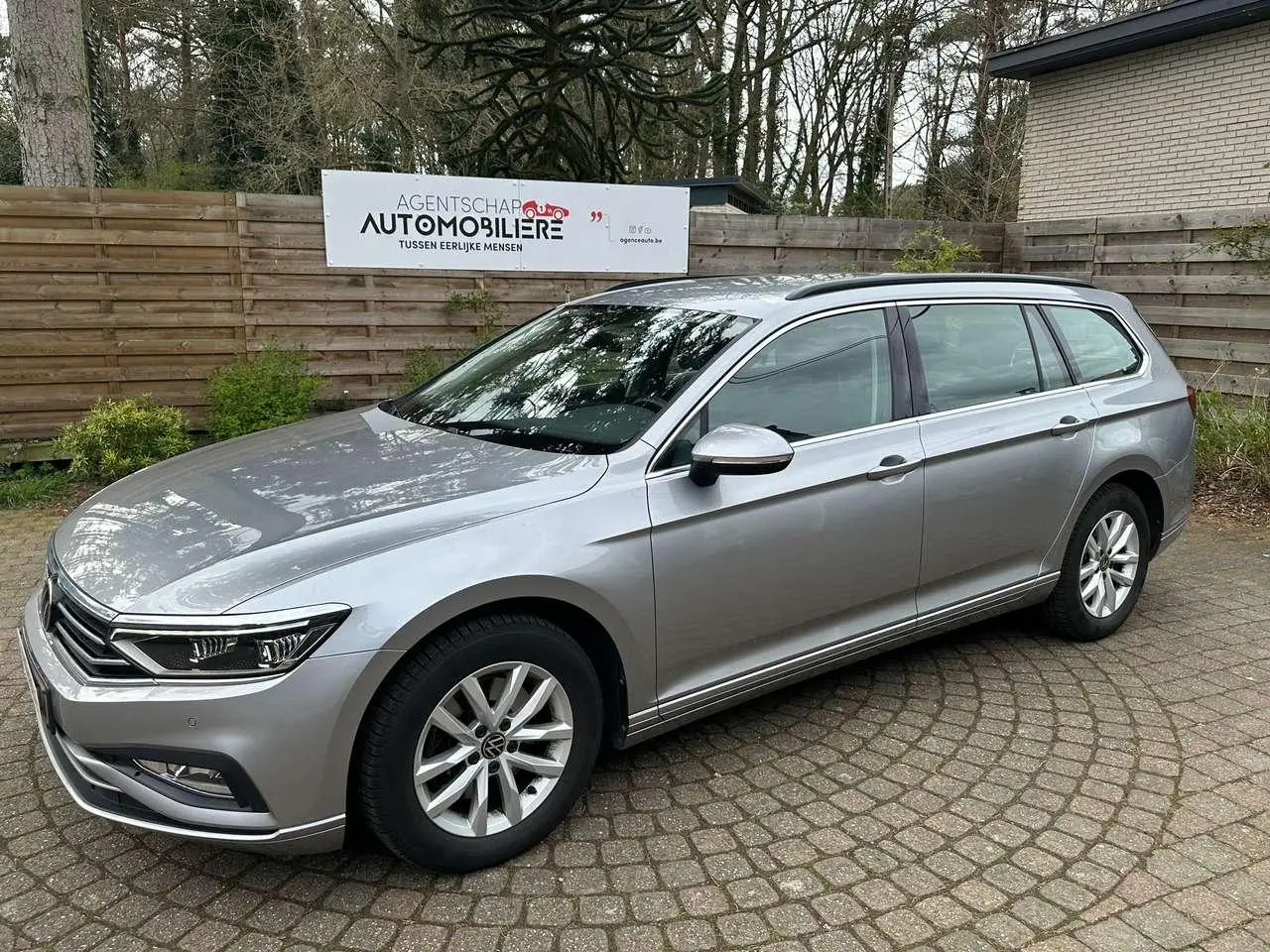 Photo 1 : Volkswagen Passat 2021 Diesel