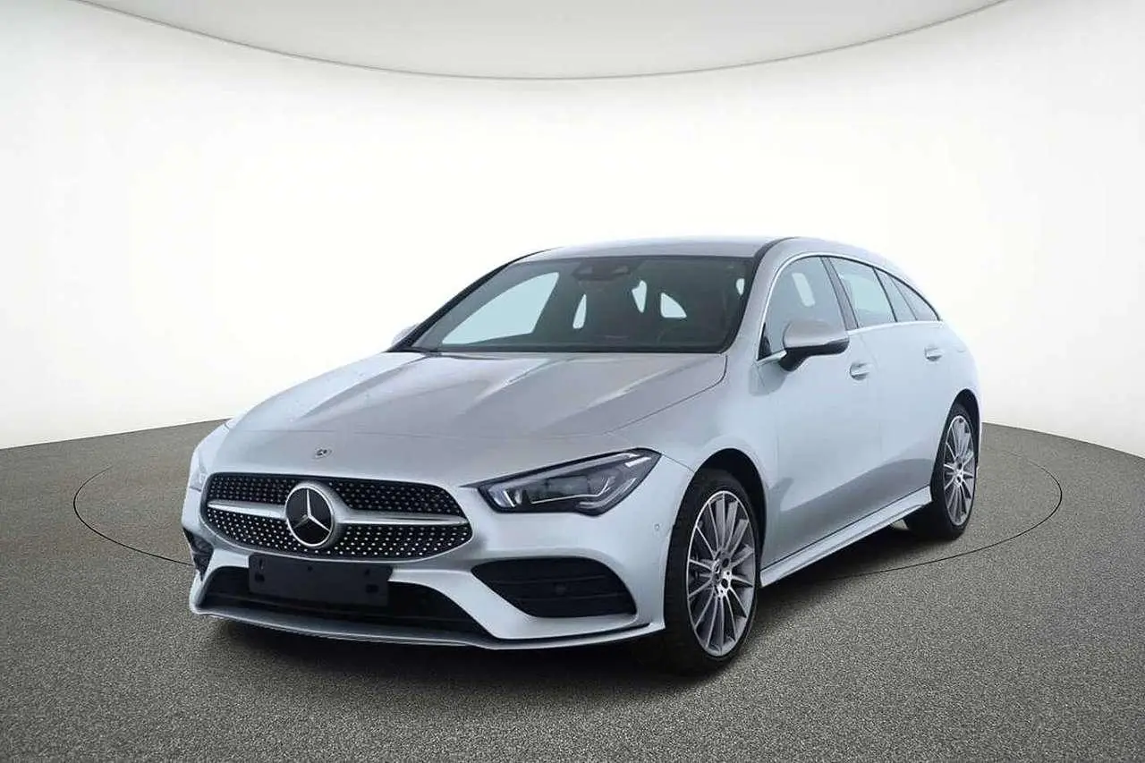 Photo 1 : Mercedes-benz Classe Cla 2023 Hybride