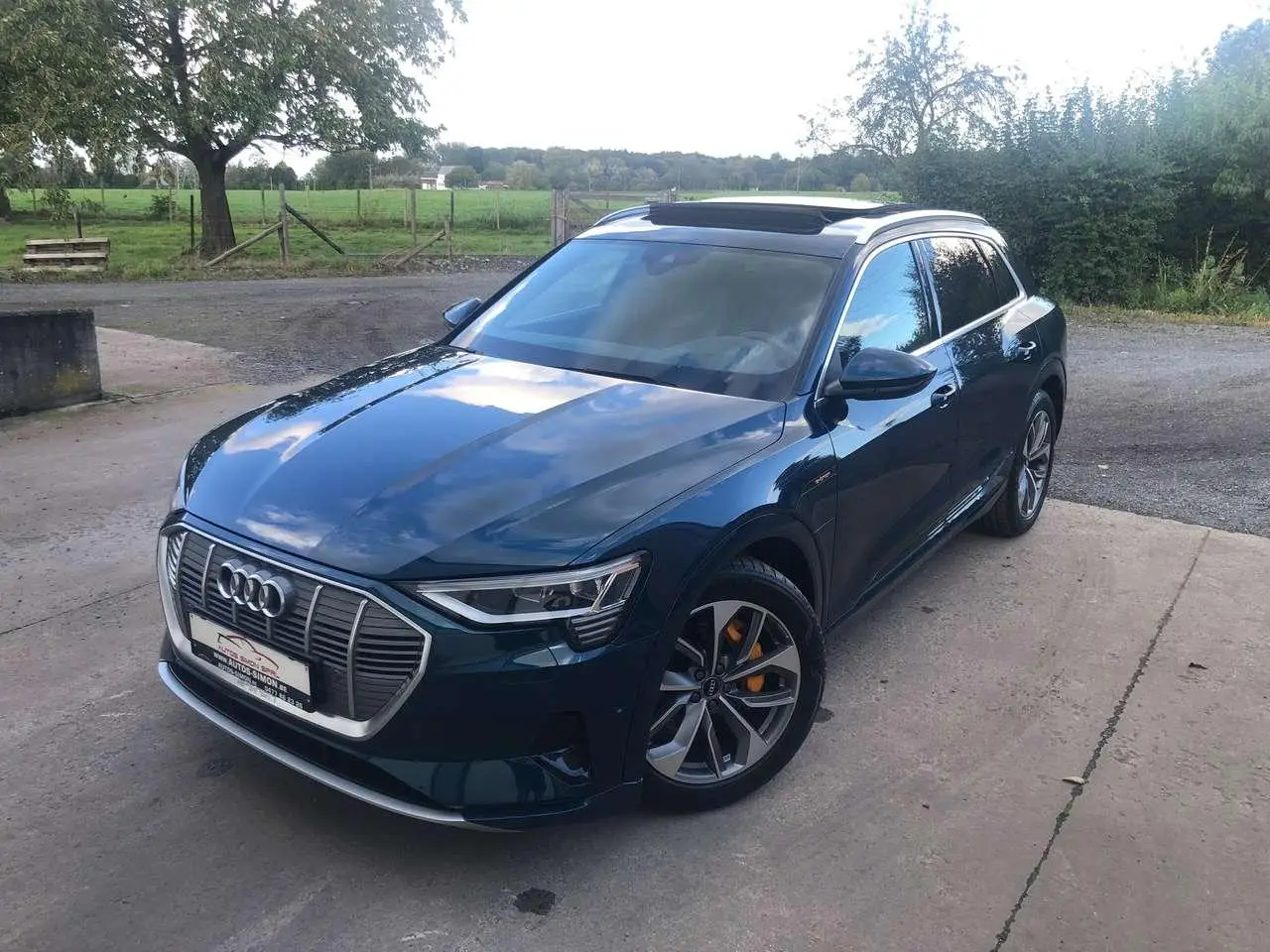 Photo 1 : Audi E-tron 2020 Electric